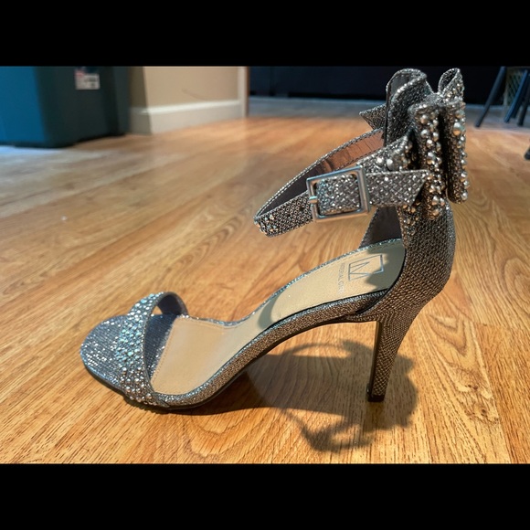 Sparkling Cocktail Heel - Picture 2 of 9